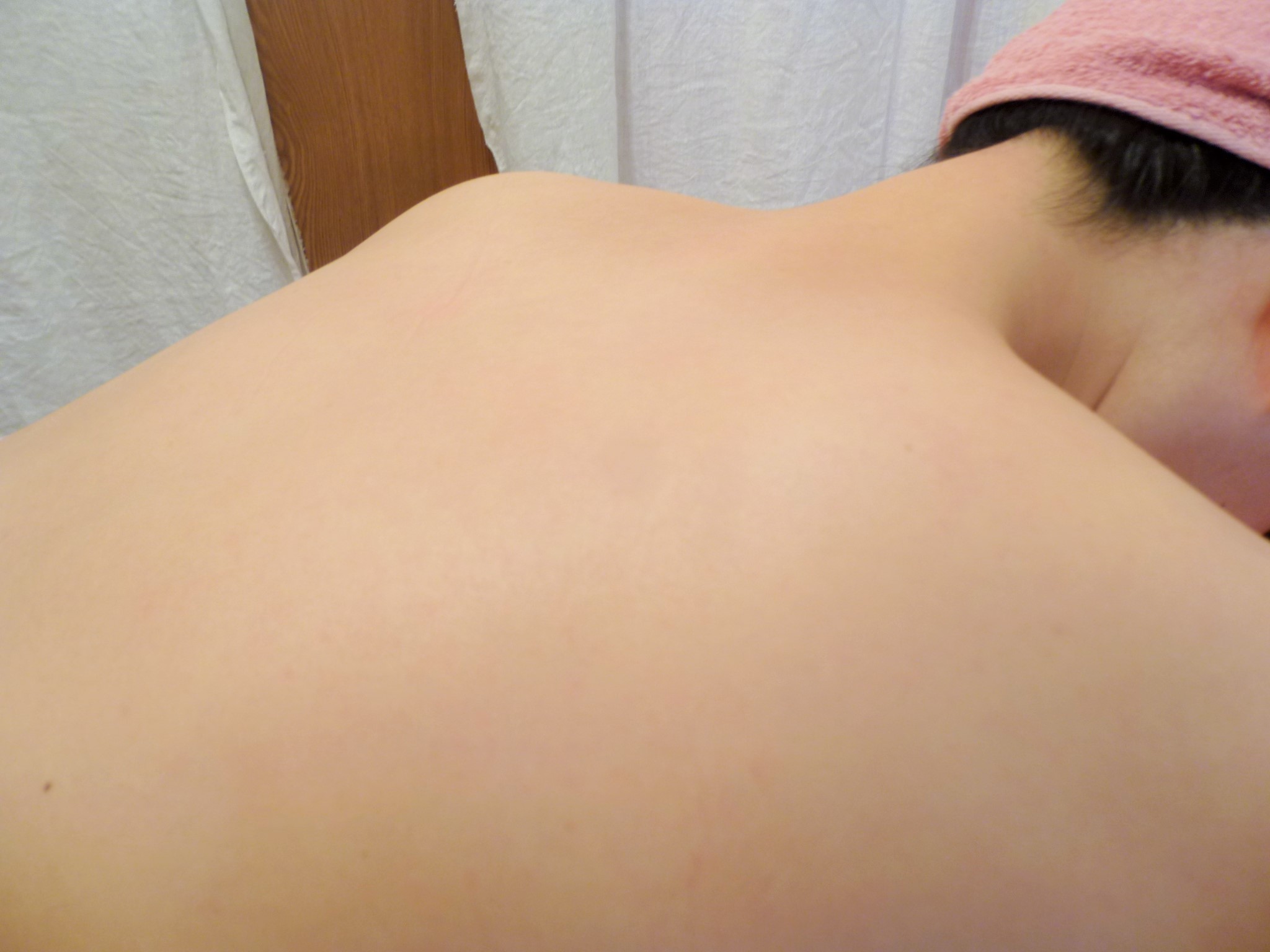 挙式前の背中のシュガーリング 準備期間 いつから 背中脱毛 結婚式準備